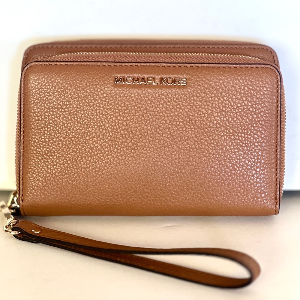 NWOT Michael Kors Leather Wallet/Wristlet